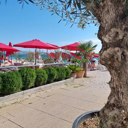 Pino 3* Podstrana